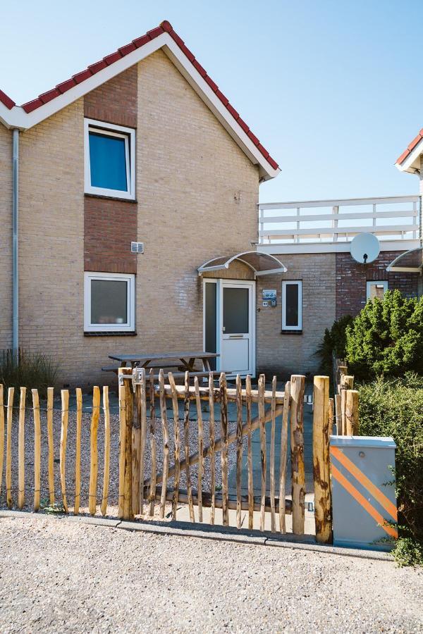 Mosselbank 93 - Noordzeepark Ouddorp, With Private Front And Back Garden Near The Beach - Not For Companies Exterior foto
