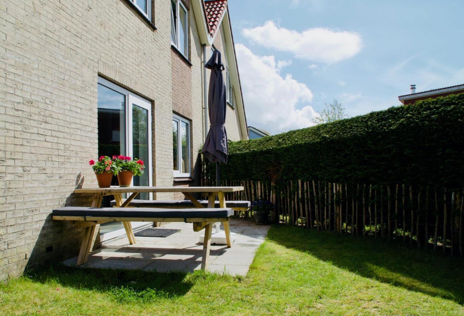 Mosselbank 93 - Noordzeepark Ouddorp, With Private Front And Back Garden Near The Beach - Not For Companies Exterior foto